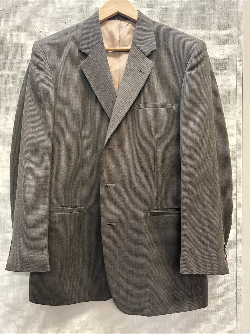 Men's Gray Single-Breasted Blazer — Classic Tailored Sport Coat